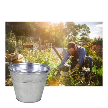 Preview: Zinkeimer mit Holzgriff – Verzinkter Metall Eimer für Garten, Balkon, Terrasse – 10 Liter Fassungsvermögen, 29x24cm – Shabby-Look & robust