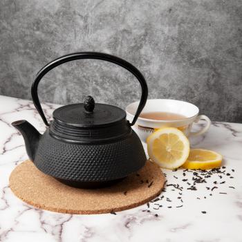 Preview: 3er-Set Kork Untersetzer rund (Ø 195mm) - Hitzebeständig für Töpfe Pfannen Gläser - Naturbelassene Oberfläche schützt vor Flecken Kratzern