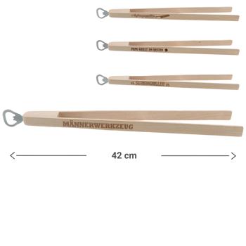 Preview: Grillzange mit Flaschenöffner und lustigem Spruch - Kochzange aus Buchenholz und Stahl - 25 cm - für Wurst Fleisch Salat Gemüse - Perfektes Partyzubehör