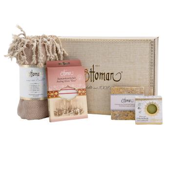 4er Geschenkset - Peelinghandschuh, Olivenölseife, Seifenschale & Hamamtuch für Wellness & Spa zu Hause - Beugt Hautalterung vor