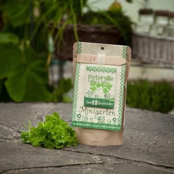 Preview: Petersilie Saatgut Set - Kräutergarten Anzucht Komplett-Set mit Gartenerde, Anleitung, Pflanzstäbchen - wasserfester Topf - bis zu 80 Pflanzen