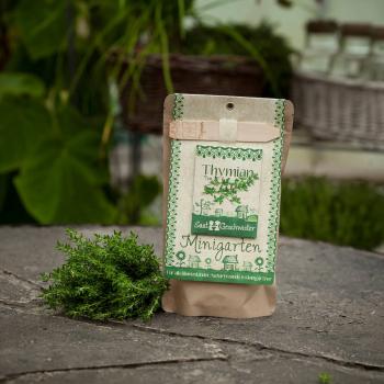 Preview: Saatgut Set Thymian – Komplett-Set mit Gartenerde, Samen, Anleitung & Pflanzstäbchen – Für Kräutergarten Aussenbereich – Wasserfeste Verpackung