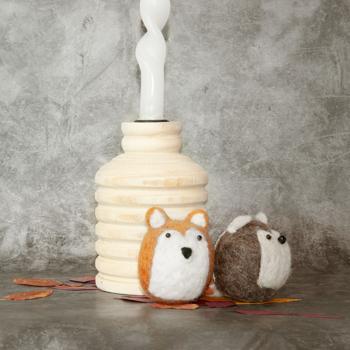 Preview: Paulowniaholz Kerzenständer braun – Edler Kerzenhalter extravaganter Form – Robust, langlebig, kratzfest, Ø 10x15,5 cm – Für Wohnzimmer, Bad, Flur