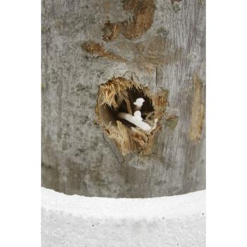 Preview: Schwedenfeuer aus Echtholz - Gartenfackel mit Betonsockel Ø 12x18cm - Für Terrasse, Balkon & Outdoor - Pappelholz aus Ungarn - Dekoration & Geschenk