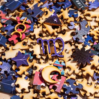 Preview: Sternzeichen Holz Puzzle Jungfrau – 180 Teile Birke Naturholz – Meditatives Horoskop für Entspannung & Gedächtnistraining – Ø 24 cm
