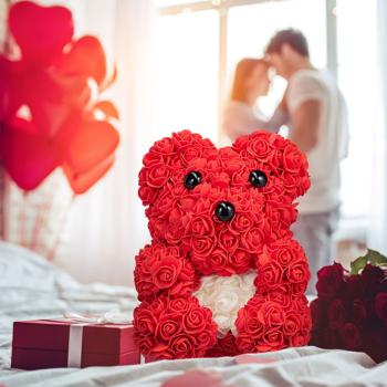 Preview: Rosenbär mit Kunstblüten aus Kunststoff - Rosenteddy Geschenk für Valentins-, Hochzeits- & Jahrestag - 28cm hoch - Inkl. Geschenkbox