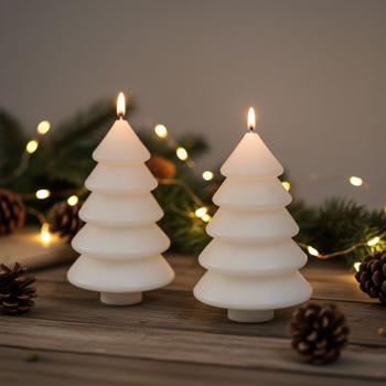 Deko Kerze Tannenbaum 2er-Set - Stimmungskerzen mit Docht, weiss - 12 cm Höhe, Wachs - Edles Wohnaccessoire für Weihnachtsdeko & Romantik