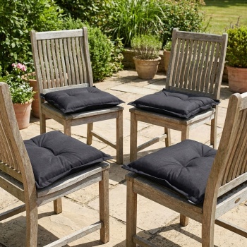 Preview: 4er-Set Garten Sitzkissen 50x50 cm Schwarz - 7cm dicke Stuhlauflagen mit UV-Schutz - Bequeme SG-20 Füllung - Modernes Design ohne Bänder - Baumwoll-Mix