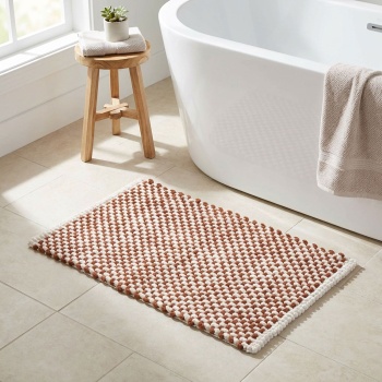 Badmatte 80x50 cm in Terrakotta-Weiss - Weicher Duschvorleger aus Chenille-Gewebe in Strick-Optik - Rutschfester Badteppich mit Baumwoll-Anteil