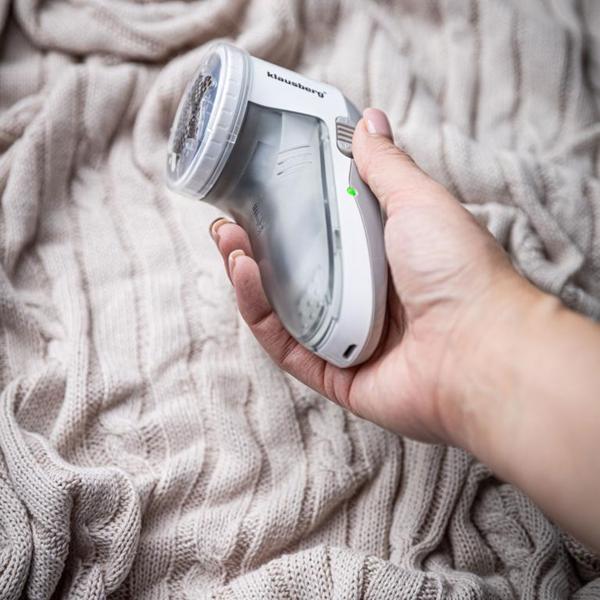 Akku-Fusselentferner mit Auffangbehälter: Effizient, kabellos & schonend, für Kleidung, Möbel & Textilien, wiederaufladbar, leicht zu reinigen