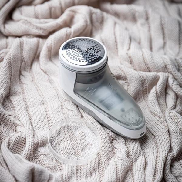 Akku-Fusselentferner mit Auffangbehälter: Effizient, kabellos & schonend, für Kleidung, Möbel & Textilien, wiederaufladbar, leicht zu reinigen