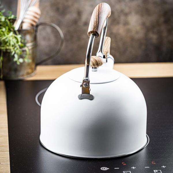Eleganter Wasserkessel (2,5L, weiss): Edelstahl, Holzoptik-Griff - für alle Herdarten - Klassisch-modernes Design, Top Qualität