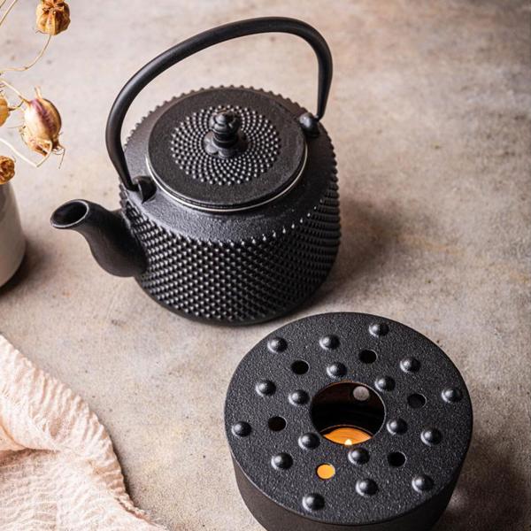 Elegante Teekanne mit Rechaud aus Gusseisen, schwarz: für langanhaltende Wärme & stilvollen Teegenuss