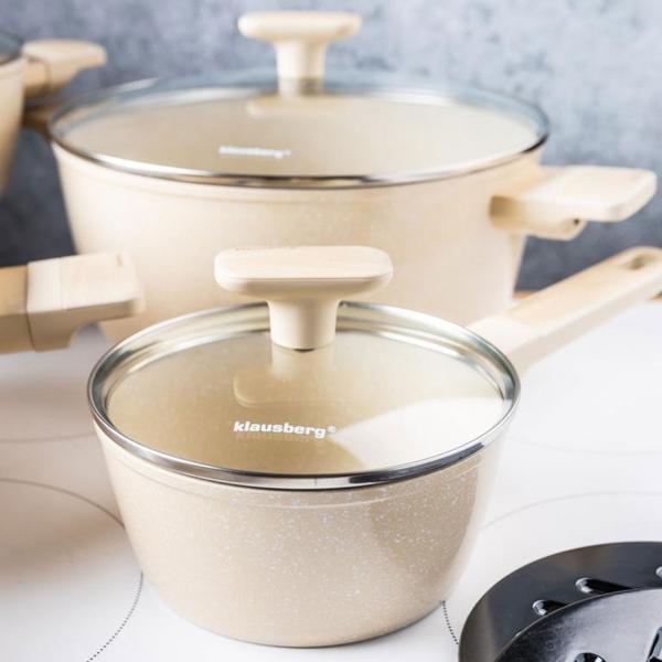 Hochwertiges Design Kochset m. marmorierter Antihaftbeschichtung, inkl. Untersetzer, Glasdeckel, Soft Touch Griffe, 12-teilig, beige