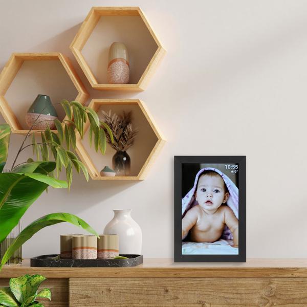 Digitaler Bilderrahmen in edlem schwarzen Rahmen mit App-Steuerung & weltweitem Bild-Upload, 10,1‘‘, für lebendige Erinnerungen