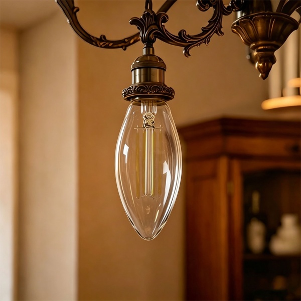 LED Filament Kerzenlampe C35 E14 4W 400lm Warmweiss 2500K Vintage Glühbirne Retro Glühlampe Warmes Licht Windlicht Kerzenform