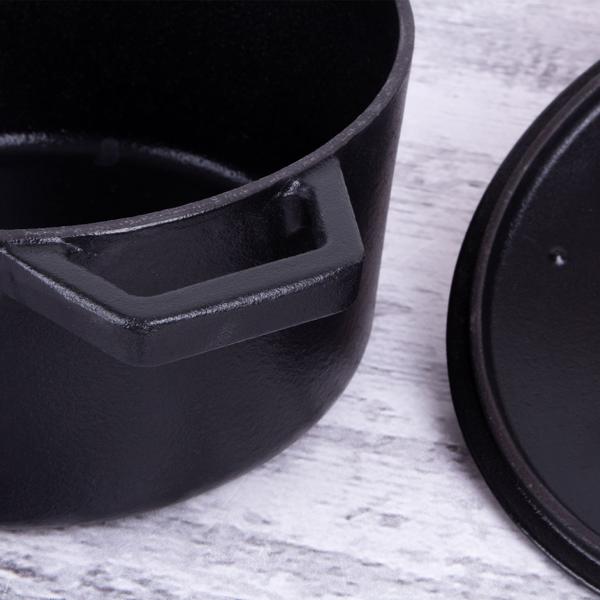 Hochwertiger Gusseisenbräter mit Deckel, 2,75 Liter, schwarz-roségold - Für perfektes Schmoren & Braten - Robust & langlebig kochen