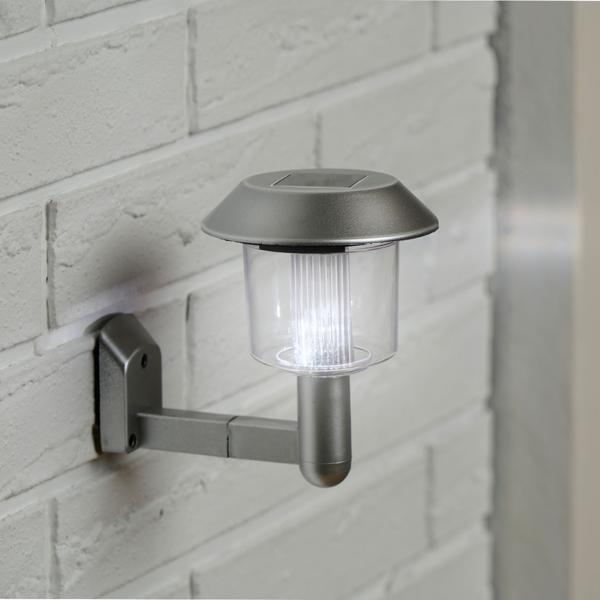 Solar-Wandleuchte silber - Energieeffiziente LED-Beleuchtung für Aussenwände mit Dämmerungssensor - Kabellos, Ni-MH 1.2V 40mAh Akku, Kaltweisslicht