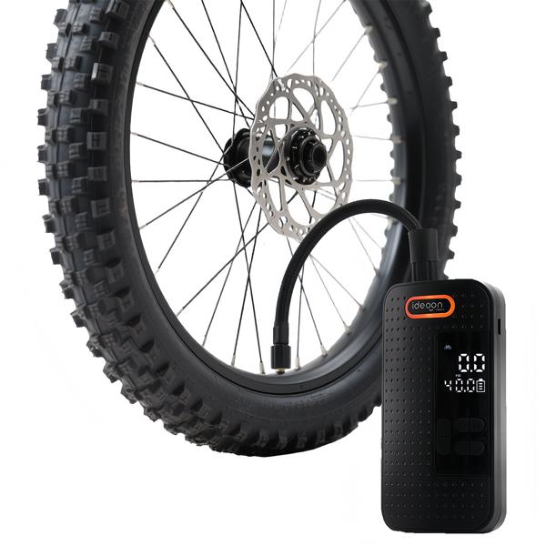 Mobiler 10.3 bar Akku-Kompressor: Leistungsstarke & kabellose Luftpumpe mit Digital-Display für Auto & Fahrrad, inkl. Powerbank und LED-Leuchte