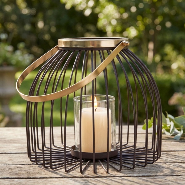 Metall Windlicht mit Glaseinsatz - Stimmungsvolles Ambiente für Innen & Aussen - Robustes Design braun-gold, 22x19.5cm, inkl. Henkel - Ideal für Kerzen