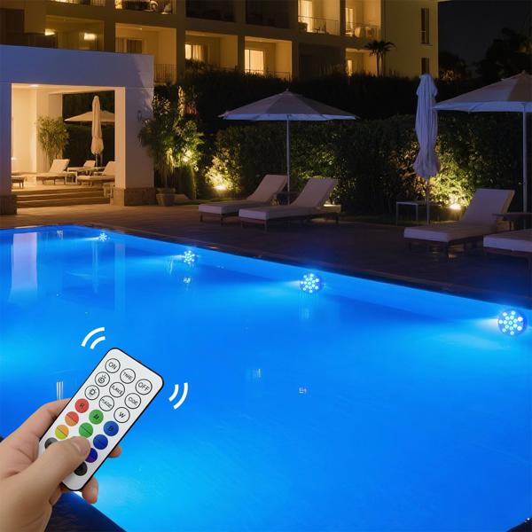 2er-Set Multicolor-LED-Unterwasserleuchte, mit Fernbedienung - Wasserdichte Pool Beleuchtung mit starken Saugnäpfen – Deko für Badewanne, Teich, Aquarium