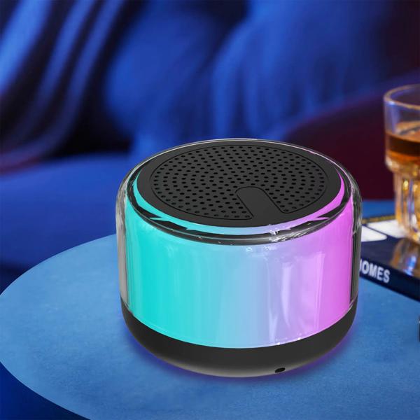 Mini Bluetooth-Lautsprecher mit dynamischen RGB-Lichtern, kraftvollem 30 W Sound und TWS-Stereo Funktion. Party-Feeling garantiert!