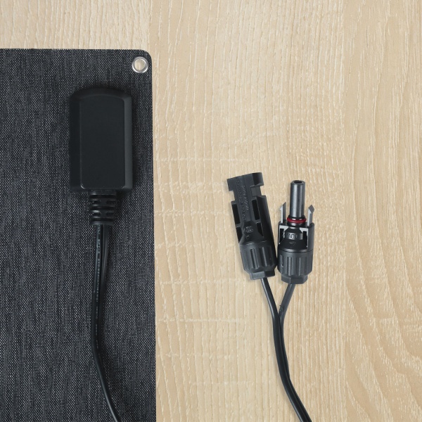 Mobiles Powerstation Set 88,8Wh mit 21W Solarpanel faltbar, 230V Steckdose, 100W, USB-C PD 65W, Solargenerator mit LED-Leuchte für Camping & Outdoor