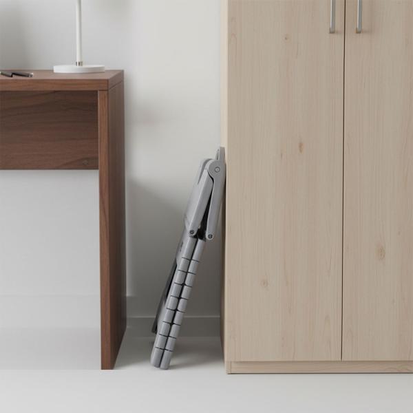 2er-Set Stabiler Klappbarer Tritthocker bis 150 kg belastbar – Faltbarer Tritthocker flach & platzsparend für Küche, Bad, Wohnmobil, u.v.m.