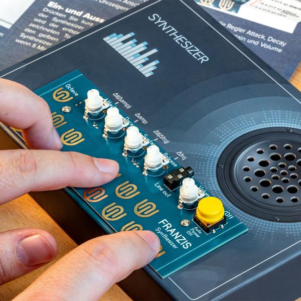 Kreativer Synthesizer Elektrobausatz - Einfaches Set ohne Löten - Bauen Sie Ihr eigenes vollständiges Musikinstrument und musizieren Sie sofort