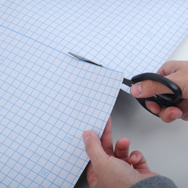 Selbstklebende Tafelfolie 60x200cm inkl. 5 Kreiden & Reinigungspad – Wandfolie als Kreidetafel & Memoboard für Küche, Kinderzimmer & Büro