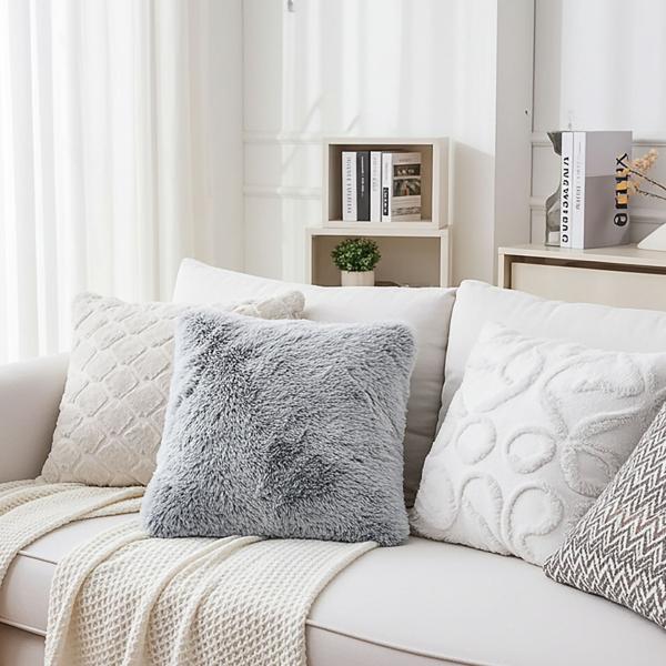Flauschiges Dekokissen 45x45 cm - Traumhaft weicher Kissenbezug in Fell-Optik, Graues Kunstfell, Bezug abnehmbar - Weich, warm & pflegeleicht