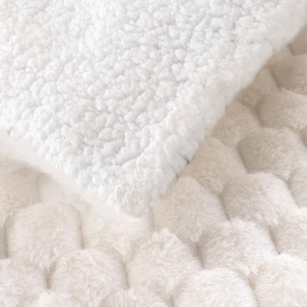 2er-Set Kuschelige Sofadecke 125 x 150 cm & Luxuriöses Sofakissen 45 x 45 cm in Weiss - Für gemütliche Stunden auf dem Sofa