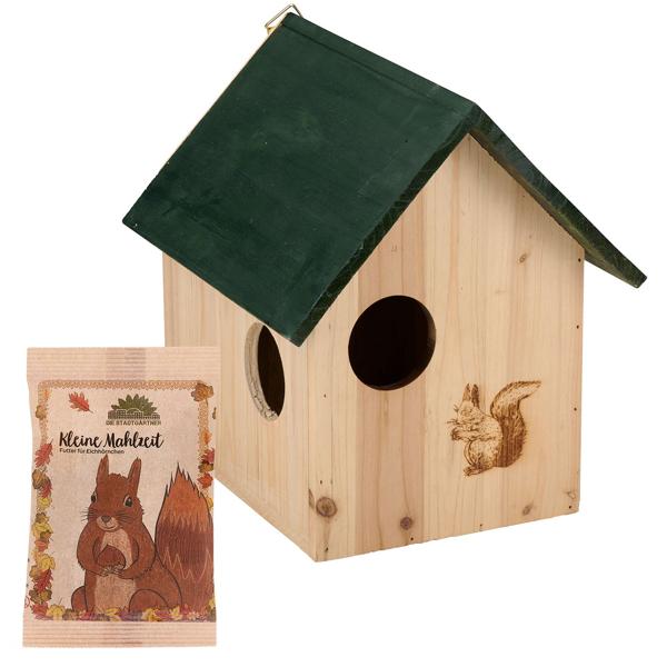 2er-Set Eichhörnchenhaus aus Holz mit 3 Fluchtlöchern & Eichhörnchenfutter "Kleine Mahlzeit" - Haselnüsse, Walnüsse, Hagebutten, Rosinen, Zedernüsse, 25g