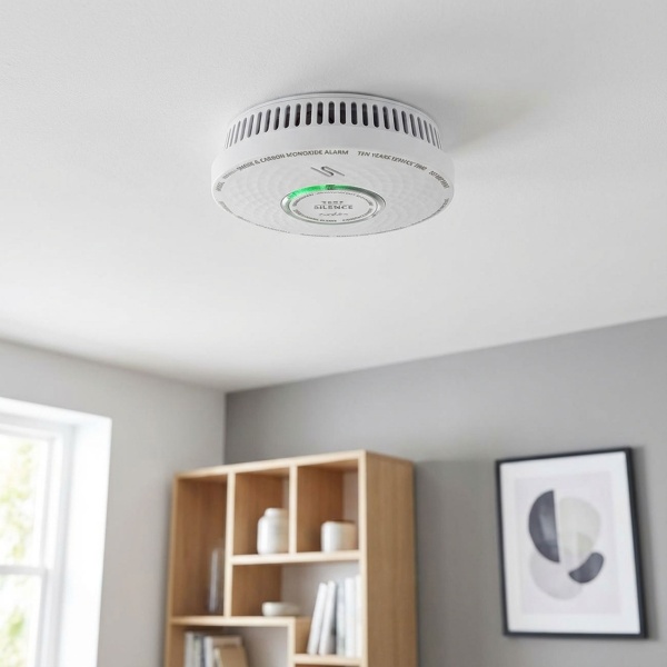 2er-Set Lebensretter mit Doppelfunktion: Rauch- und Kohlenmonoxidmelder (CO) mit 85dB Alarm – Weisser Melder mit 10 Jahren Batterielaufzeit für optimalen Schutz