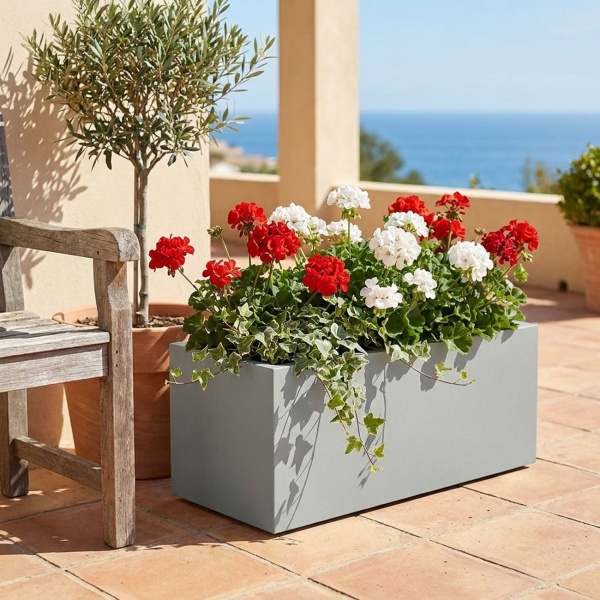 Blumentopf Rechteckig 58cm in Beton-Grau, Pflanzkasten 35L aus Kunststoff für Innen & Aussen, Frostsicher & UV-Beständig, Leichtgewicht
