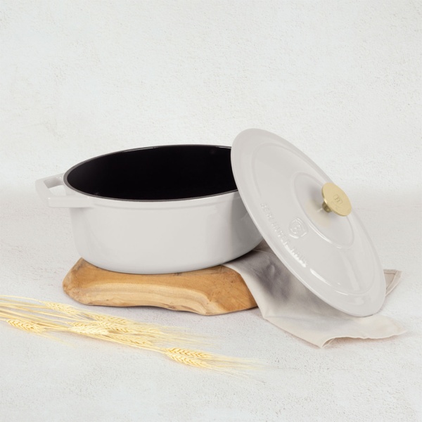 Ovaler Bräter Ø30cm Gusseisen Schmortopf, induktionsgeeignet: Eleganter Brattopf & Kasserolle zum Schmoren, Braten & Backen, Creme