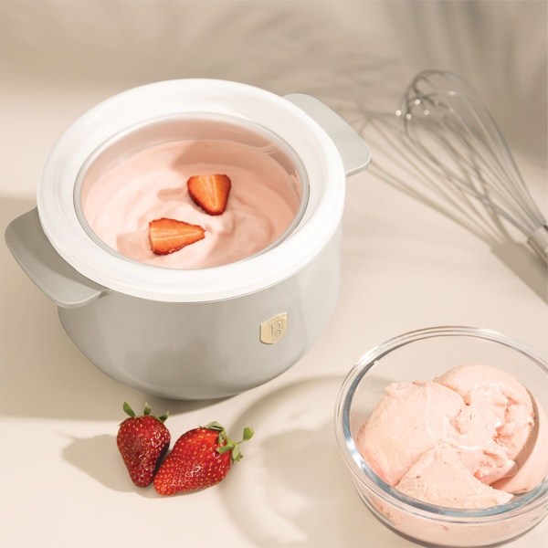 Elegante Eismaschine in Creme 1,1L: für cremiges Speiseeis, frisches Sorbet & feinen Frozen Yogurt - kompakte Dessertmaschine
