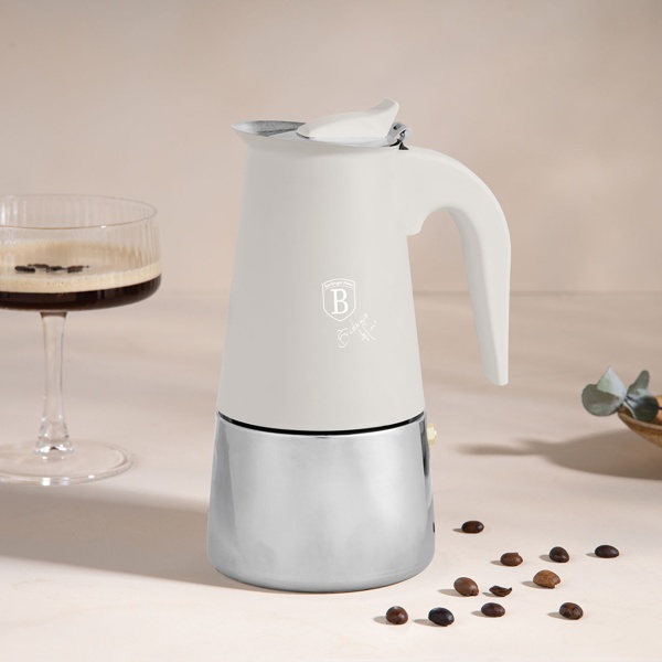 Espresso Kocher für 6 Tassen, mattes Creme: Mokkakanne aus Edelstahl, schneller Espressokocher für perfekten Kaffeegenuss, pflegeleicht