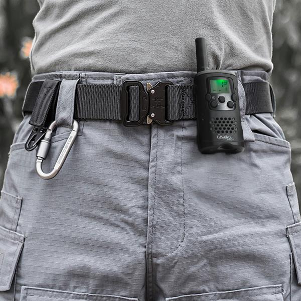 4er-Set Profi Akku-PMR-Funkgerät, Gürtelclip & Taschenlampe, Walkie Talkie mit 10km Reichweite, 8 Kanäle, Ladestation, 8 Stunden Sprechzeit