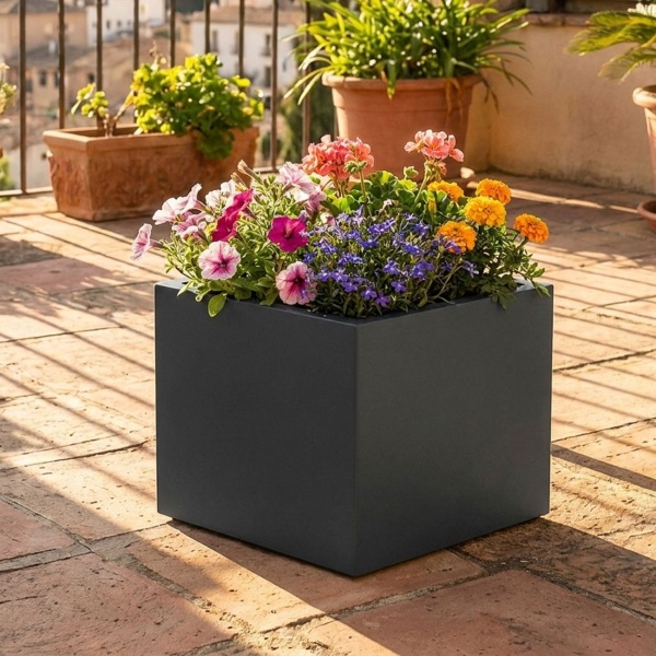 2er-Set Blumentopf Quadratisch 38cm in Anthrazit, Pflanzkasten 25L aus Kunststoff für Innen & Aussen, Frostsicher & UV-Beständig, Leichtgewicht