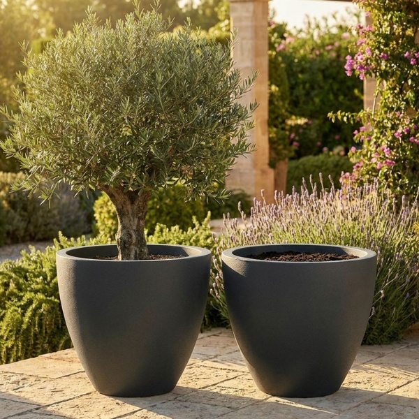 2er-Set Blumentopf Rund 58cm, Graphit – Grosses Pflanzgefäss für Aussen und Innen – Moderne Optik & Edles Design für Garten und Terrasse