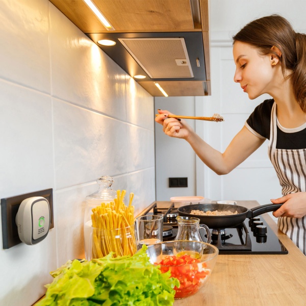 Gasmelder für die Steckdose – Methan & Erdgas Detektor mit 70dB Alarm & LED-Ring – EN50194 zertifiziert – Gaswarner für Küche, Therme & Heizung