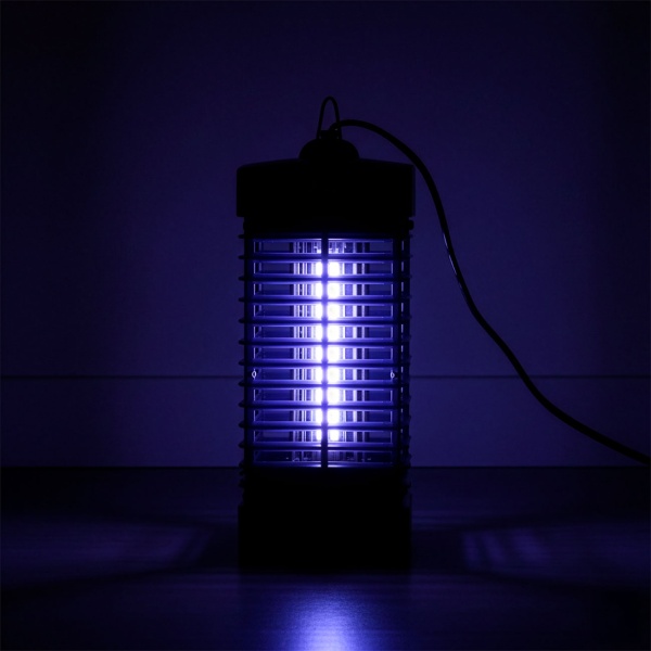 Fluginsekten-Vernichter 50m² LED – Effektive UV Mückenlampe & Insektenlampe für Innenräume – Sicherer Insektenvernichter 900V