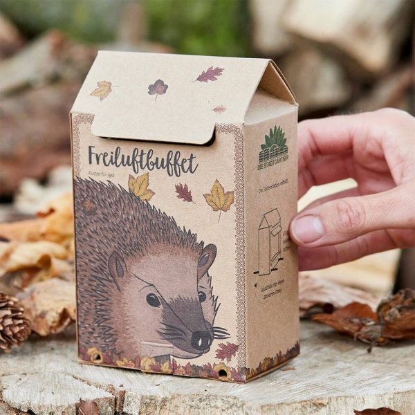 Freiluftbuffet Igel - Igelfutter Futterstation Komplettset - Artgerechtes Igelfutter mit Insekten - Plastikfreie Box, Made in Germany