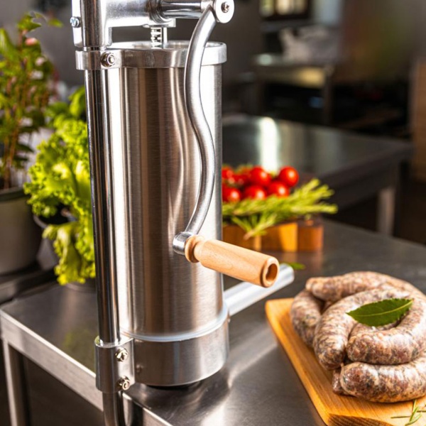 Manueller Wurstbereiter 3kg Edelstahl mit 4 Füllröhren Ø15, 19, 22, 25 mm - Wurstfüllmaschine mit Handkurbel, Saugnapf & Klemmhalterung
