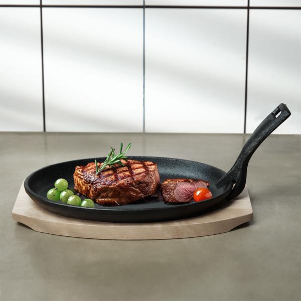 4er-Set Massive Profi Servierpfanne aus Gusseisen mit Holz-Untersetzer, 24 x 14 x 2,2 cm, Abnehmbarer Griff bis 230 °C hitzebeständig 