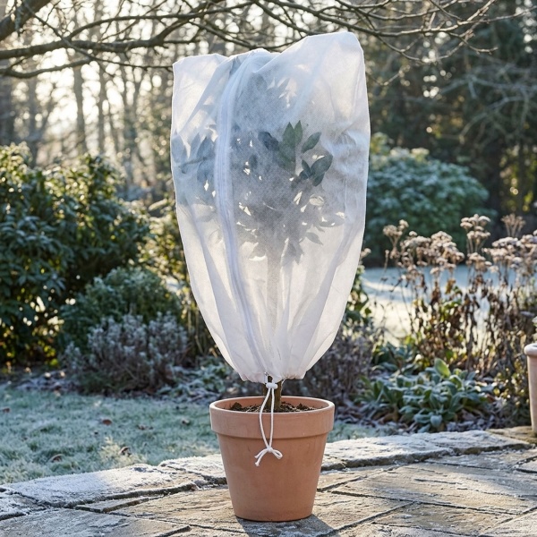 Winterschutz-Vlieshaube mit Reissverschluss & Kordelzug für Pflanzen (80 x 120 cm, Ø 50 cm) – der perfekte Kälteschutz für Topfpflanzen