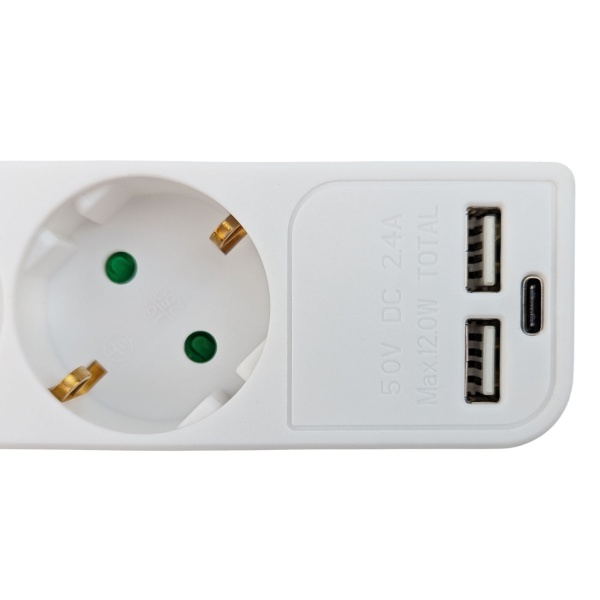 Tischsteckdosenleiste 6-fach mit 2 USB-Ladebuchsen USB-C und USB-A, 45° gedrehte Schuko-Steckdosen, beleuchteter 2-poliger Schalter