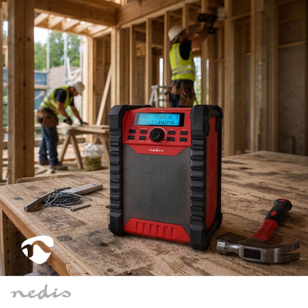 Baustellenradio DAB+ und UKW mit Bluetooth und Akku, robustes Radio IP54 mit 30 W Klang, bis 10 Std. Laufzeit, USB-C Ladung, Tragegriff, rot/schwarz