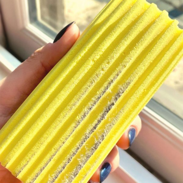Scrub Daddy Damp Duster Gelb, Staubschwamm, feuchter Staubwischer für Jalousien, Lüftungsgitter, Sockelleisten und Spiegel, wiederverwendbar und auswaschbar